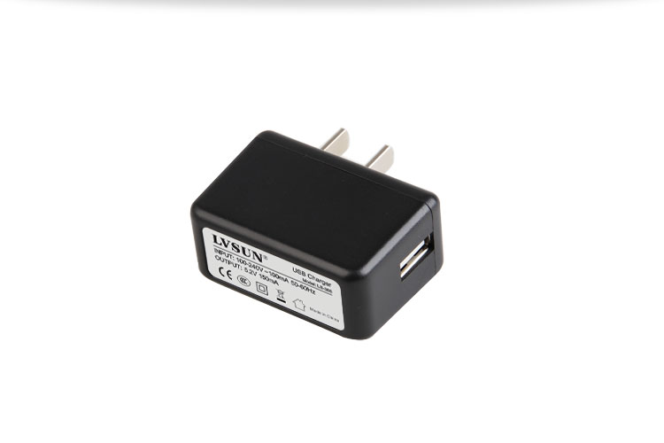 USB充电器LS-306-3